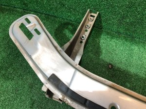 Rear bumper reinforcement SUBARU FORESTER OEM 57760FC220 SF5 1997 SILVER 406