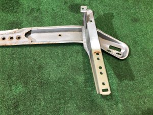 Rear bumper reinforcement SUBARU FORESTER OEM 57760FC220 SF5 1997 SILVER 406