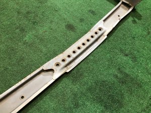 Rear bumper reinforcement SUBARU FORESTER OEM 57760FC220 SF5 1997 SILVER 406