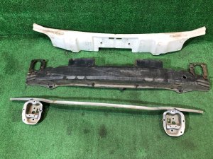 前保险杠防撞梁 57760FC200, 57760FC061, 57730FC080, 57730FC040 SUBARU FORESTER