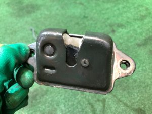 バックドアロック SUBARU FORESTER OEM 60311FC000 SF5 1997 SILVER 406