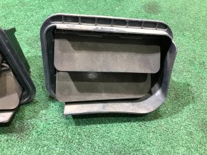 ボディベンチレーションバルブ SUBARU FORESTER OEM 72662FC010 SF5 1997 SILVER 406