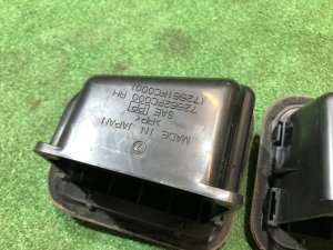 ボディベンチレーションバルブ SUBARU FORESTER OEM 72662FC010 SF5 1997 SILVER 406