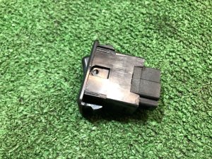 Кнопка hold SUBARU FORESTER OEM 83243FA040 SF5 1997 EJ20G AT