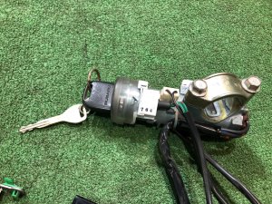 Комплект замков SUBARU FORESTER OEM 57491FC010, 83121FC100 SF5 1997 SILVER 406