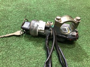 Комплект замков SUBARU FORESTER OEM 57491FC010, 83121FC100 SF5 1997 SILVER 406