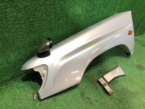 左前翼子板 с рожком SUBARU FORESTER OEM 57120FC010 SF5 1997 SILVER 406