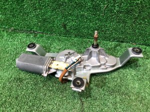 Моторчик заднего дворника SUBARU FORESTER OEM 86511FC040 SF5 1997 EJ20G AT