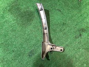 左后翼子板饰板 SUBARU FORESTER OEM 91057FC270 SF5 1997 SILVER 406