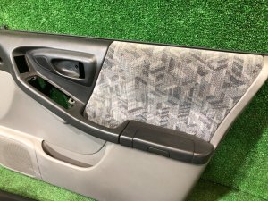 Обшивка дверей SUBARU FORESTER OEM 94050FC000ND, 94050FC010ND, 94056FC000ND, 94056FC010ND SF5 1997 SILVER 406