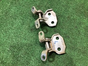 Dobradiças da porta dianteira esquerda 61220FA000, 61220FA010 SUBARU FORESTER