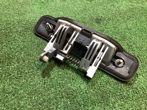 Puxador da porta da bagageira SUBARU FORESTER OEM 60313FC000SG SF5 1997 SILVER 406