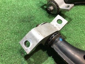 フロントアーム новые сайлент-блоки SUBARU FORESTER OEM 20200AA200, 20200AA210 SF5 1997 EJ20G AT