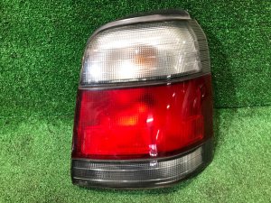 右尾灯 220-20597R SUBARU FORESTER OEM 84201FC020 SF5 1997