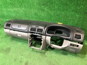 Торпедо свап SUBARU FORESTER OEM 66040FC000OE, 66114FC010OE, 66120FC000ND, 66062FC500OE, 66150FC000OE SF5 1997 SILVER 406