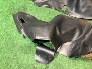 шумоизоляция багажника SUBARU FORESTER OEM 90815FC050, 90815FC060 SF5 1997