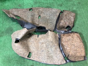 шумоизоляция багажника SUBARU FORESTER OEM 90815FC050, 90815FC060 SF5 1997