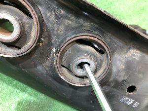 Rear axle beam SUBARU FORESTER OEM 20150SA000 SG5 2004 EJ205 AT