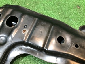 纵臂 левая SUBARU FORESTER OEM 50515SA010 SG5 2004 EJ205 AT
