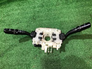 Блок подрулевых переключателей 83111SA100, 83111SA102 SUBARU FORESTER