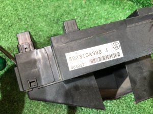 Блок предохранителей SUBARU FORESTER OEM 82231SA300 SG5 2004 EJ205 AT