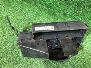 Блок предохранителей SUBARU FORESTER OEM 82231SA300 SG5 2004 EJ205 AT