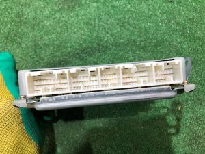 Engine control unit (ECU) SUBARU FORESTER OEM 22611AG572, 22611AG574 SG5 2004 EJ205 AT