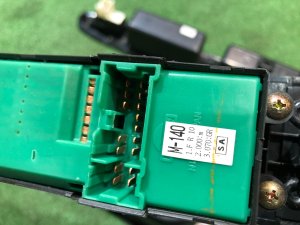 パワーウィンドウ制御ユニット SUBARU FORESTER OEM 83071SA070 SG5 2004 EJ205 AT