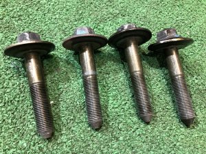 Болты задней балки SUBARU FORESTER OEM 901000206 SG5 2004