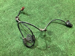 เซ็นเซอร์ ABS หน้าขวา 27540SA020 SUBARU FORESTER