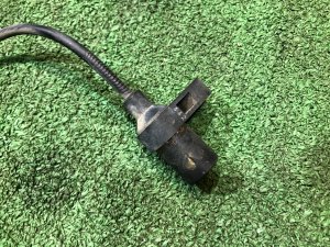 右フロントABSセンサー SUBARU FORESTER OEM 27540SA020 SG5 2004 EJ205 AT