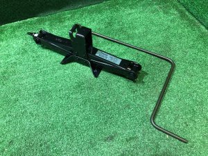 Домкрат Высокий SUBARU FORESTER OEM 97030FC110 SG5 2004