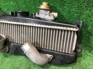 Интеркулер SUBARU FORESTER OEM 21820AA300 SG5 2004 EJ205 AT