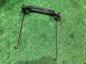 Крепление аккумулятора 82182AA040 SUBARU FORESTER