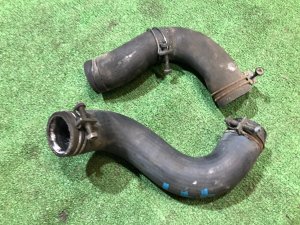 Патрубки радиатора 45161SA000, X4511FC040 SUBARU FORESTER