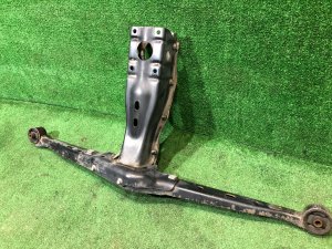 Балка редуктора SUBARU FORESTER OEM 41310SA001 SG5 2004 EJ205 AT