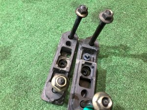 Проставки передние SUBARU FORESTER OEM 20511AE000, 20510SA000 SG5 2004 EJ205 AT