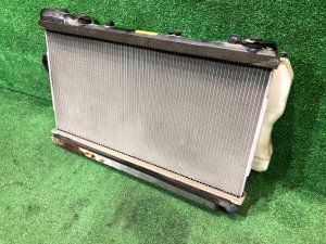 Радиатор двигателя SUBARU FORESTER OEM 45111SA010 SG5 2004 EJ205 AT