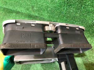 Рамка магнитофона SUBARU FORESTER OEM 66060SA110 SG5 2004 BLUE 35J