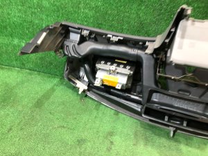 Торпедо SUBARU FORESTER OEM 66055SA000ND SG5 2004 BLUE 35J
