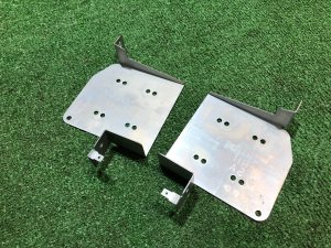 Крепление магнитофона SUBARU FORESTER OEM 66201SA110, 66201SA100 SG5 2004