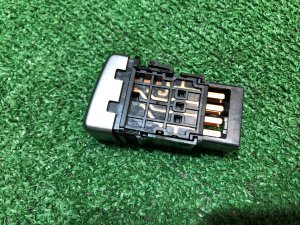 Кнопка аварийной остановки SUBARU FORESTER OEM 83037SA000 SG5 2004 EJ205 AT