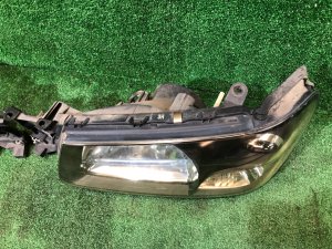Фары ксенон SUBARU FORESTER OEM 84001SA400, 84001SA410 SG5 2004
