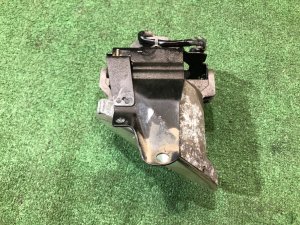 Фара противотуманная правая SUBARU FORESTER OEM 84501SA100 SG5 2004