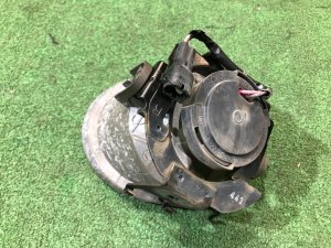 Фара противотуманная правая SUBARU FORESTER OEM 84501SA100 SG5 2004