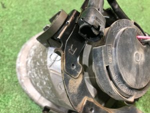 Фара противотуманная правая SUBARU FORESTER OEM 84501SA100 SG5 2004