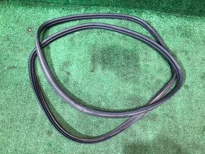 Уплотнитель багажника SUBARU FORESTER OEM 63516SA000 SG5 2004 BLUE 35J