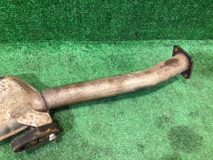 Средняя часть глушителя катализатор RCSA2 SUBARU FORESTER OEM 44200SA010 SG5 2004 EJ205 AT