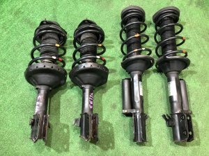 Стойки как новые. комплект 20310SA041, 20310SA051, 20360SA020, 20360SA030 SUBARU FORESTER