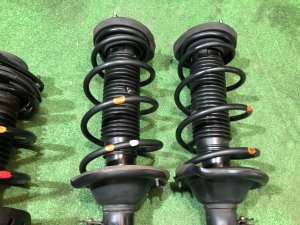 Стойки как новые. комплект SUBARU FORESTER OEM 20310SA041, 20310SA051, 20360SA020, 20360SA030 SG5 2004 EJ205 AT